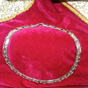 Vintage Gold Tone Choker Women's Necklace